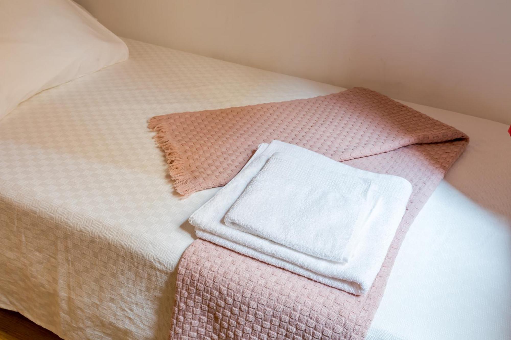 Apartamento Confortable Y Funcional En Vallecas Madrid Eksteriør bilde
